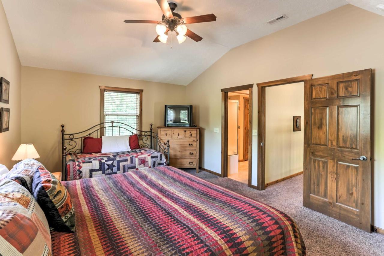 Branson Home With Game Room, Near Silver Dollar City Kültér fotó